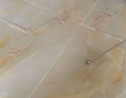 东安瓷砖空鼓维修公司分享粘合剂选择不当在瓷砖铺贴过程中可能导致以下问题